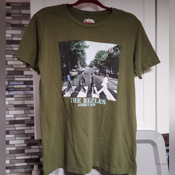 The Beatles Abbey Road Shirt Sz- M - Picture 1 of 4